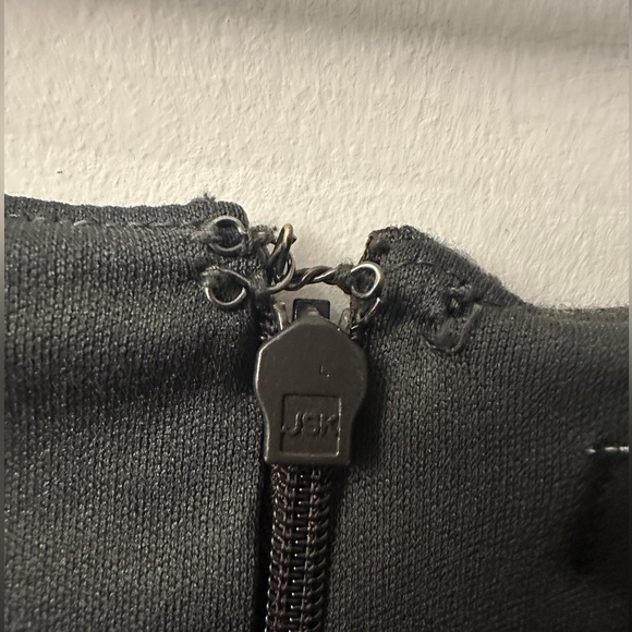 Banana Republic Cold Shoulder Dress | size 4 | Dark Grey - Picture 4 of 4